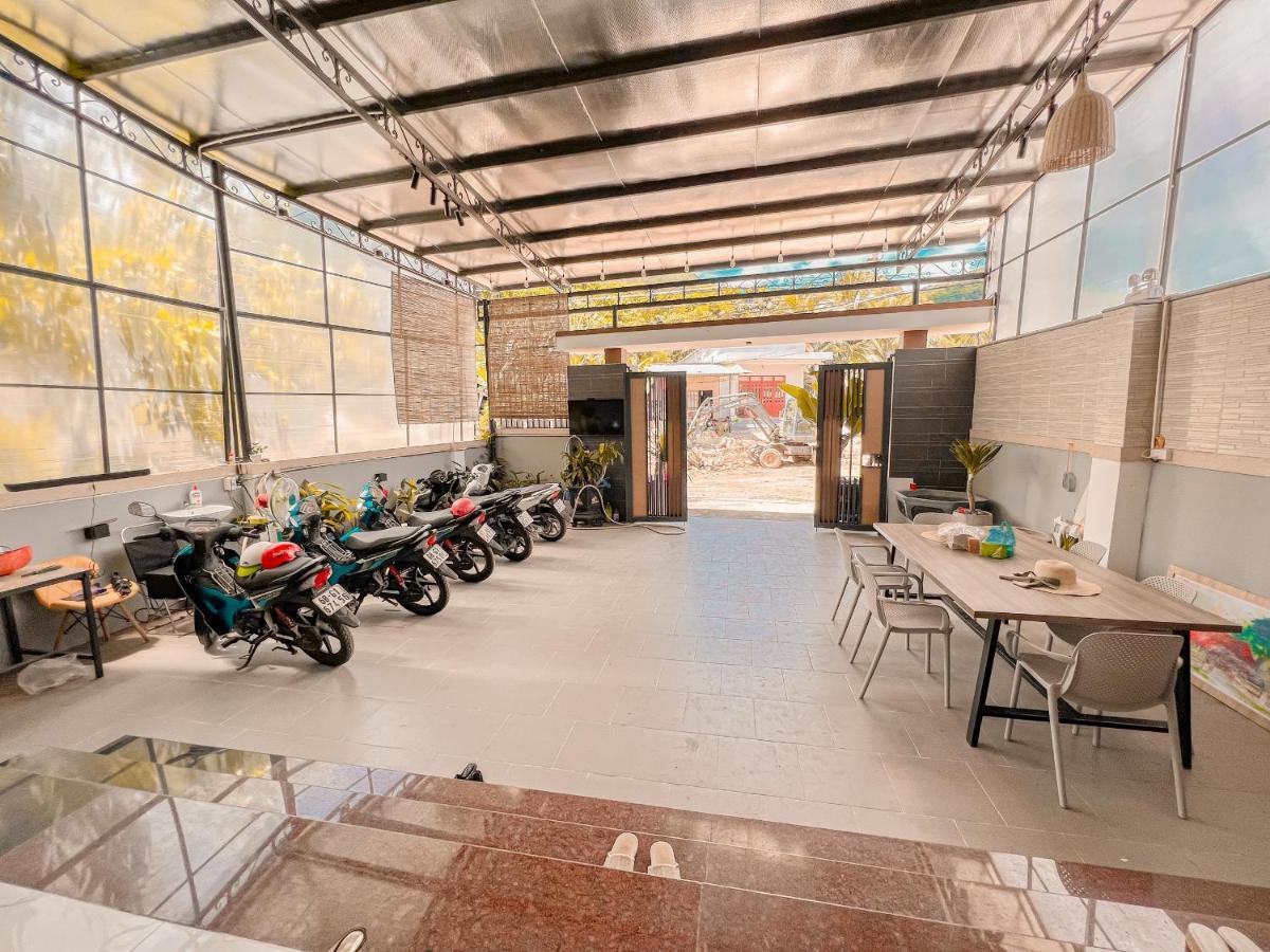 Homestay Qhome Chi Khu Co Ong Exterior foto
