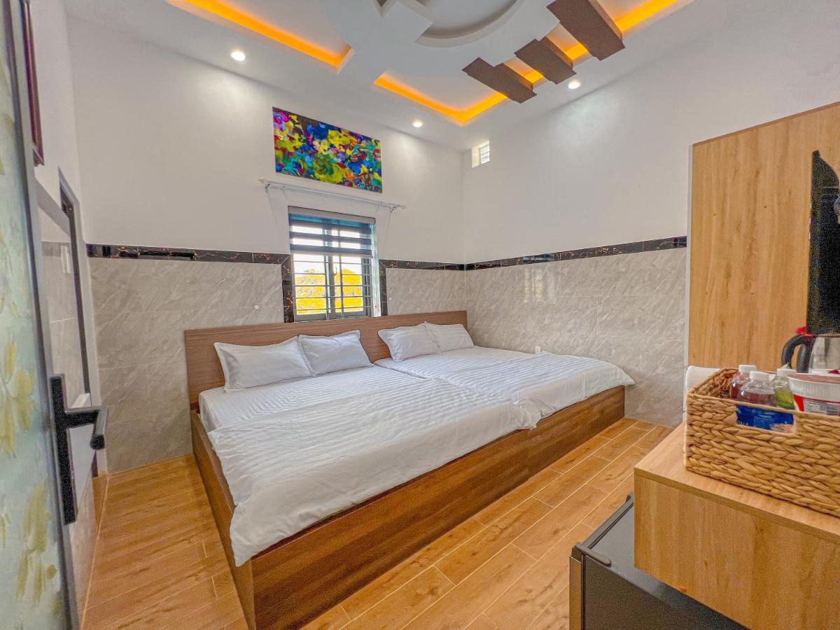 Homestay Qhome Chi Khu Co Ong Exterior foto